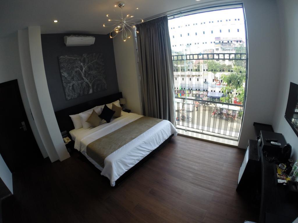 De Art Hotel Phnom Penh Room photo